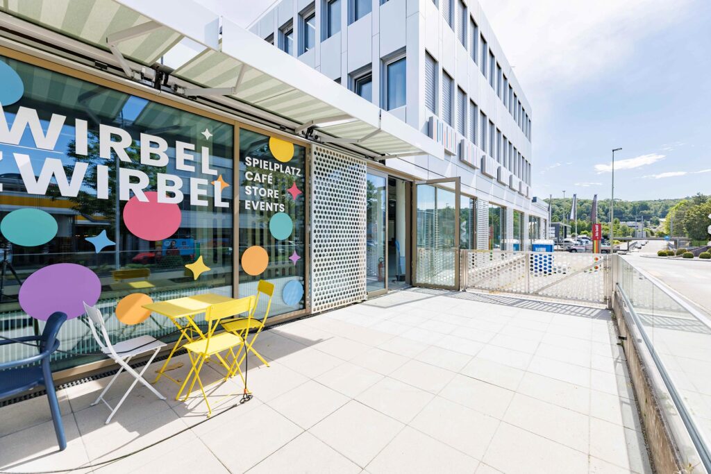 zugang anlieferung mit rampe